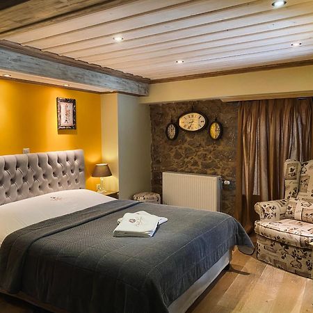 Alexandros Guesthouse Arachova Exterior photo