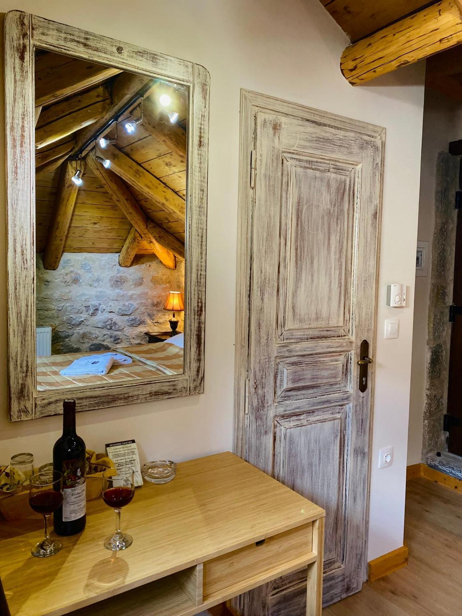 Alexandros Guesthouse Arachova Exterior photo