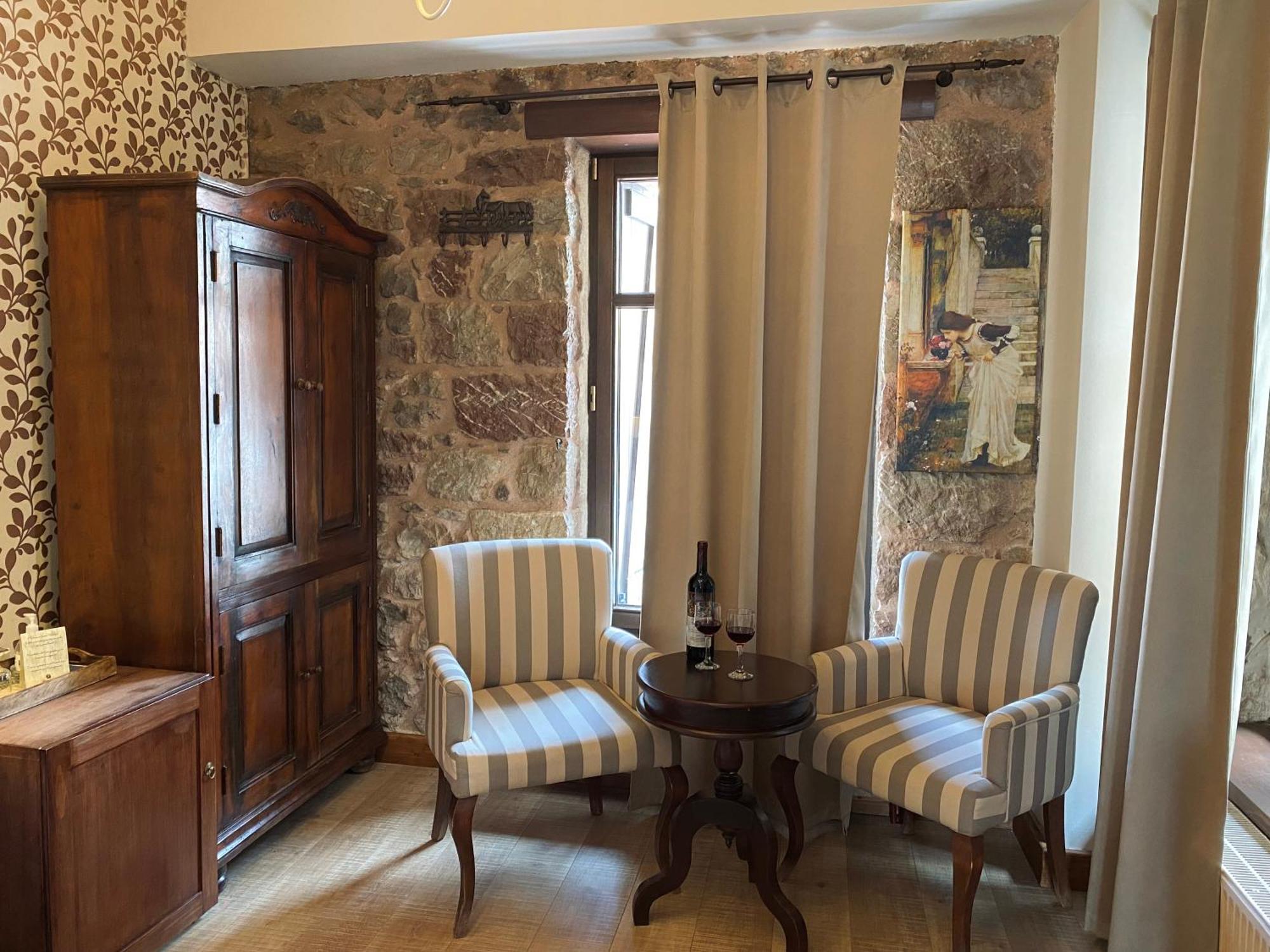 Alexandros Guesthouse Arachova Exterior photo