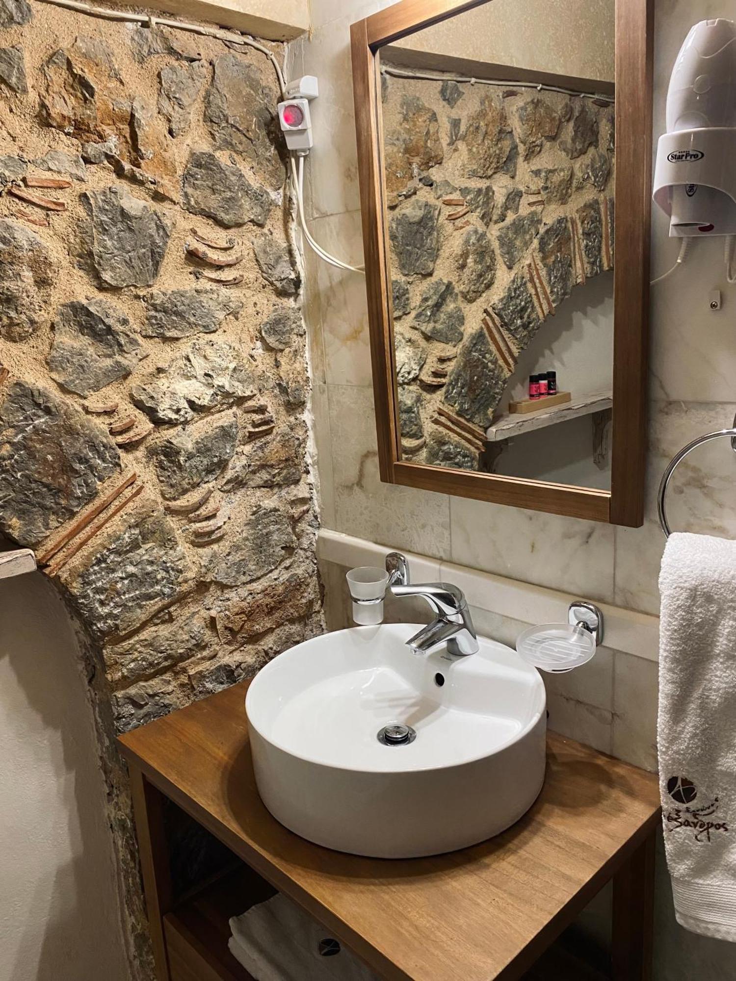 Alexandros Guesthouse Arachova Exterior photo