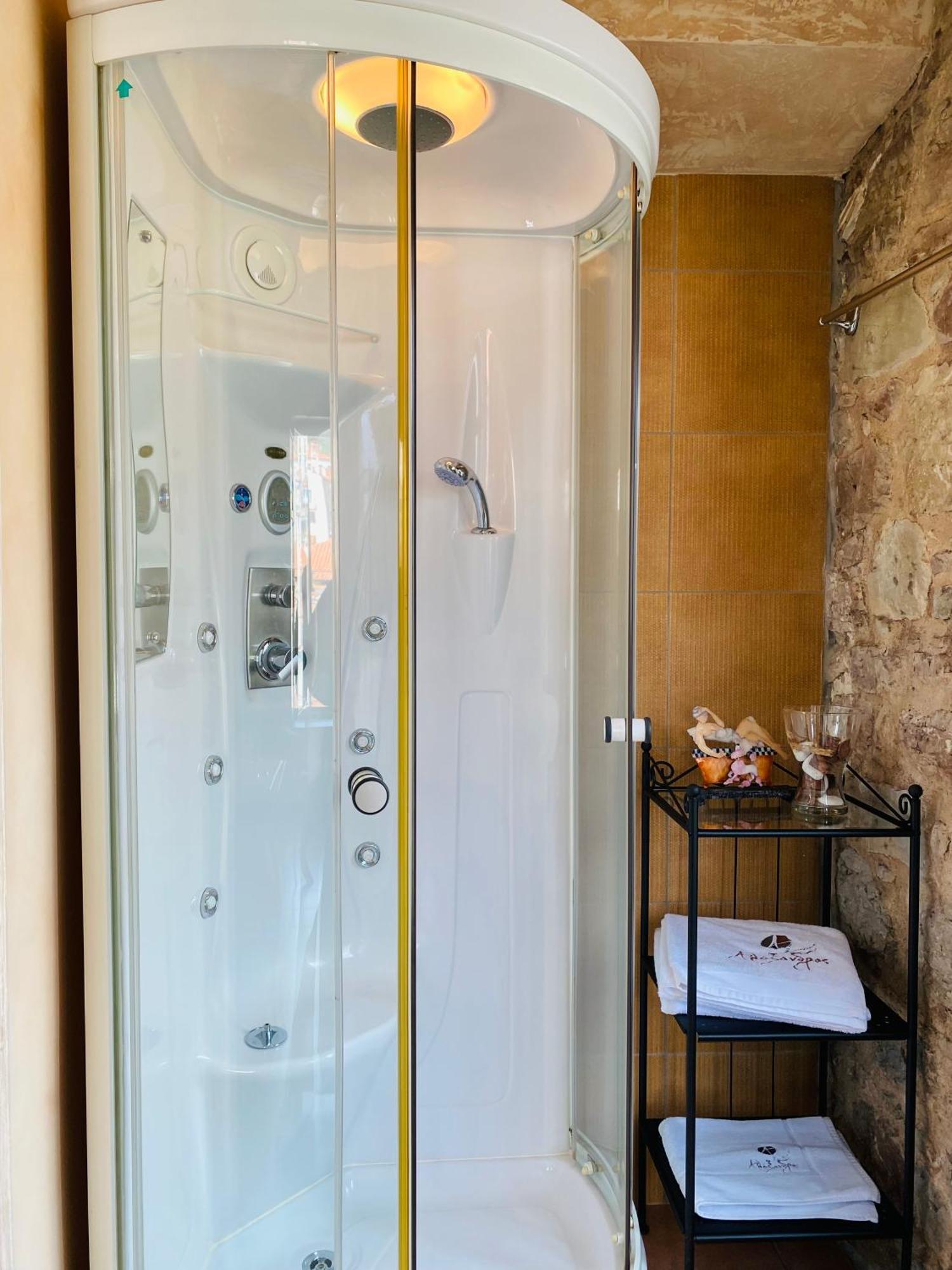 Alexandros Guesthouse Arachova Exterior photo
